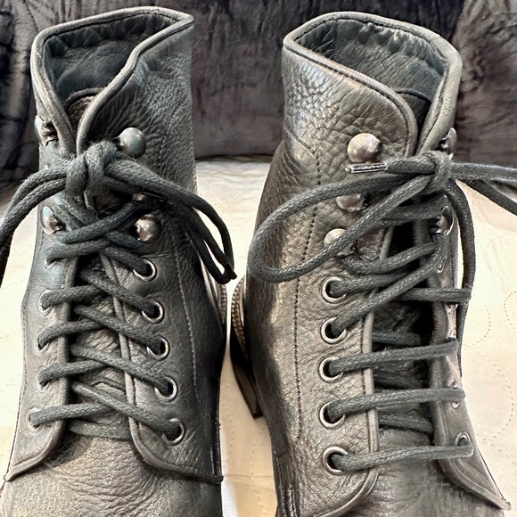 Black lace up boots size 9 - Picture 4 of 16